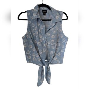 Blue Skull Print Sleeveless Button Down Cropped Sleeveless Shirt - M